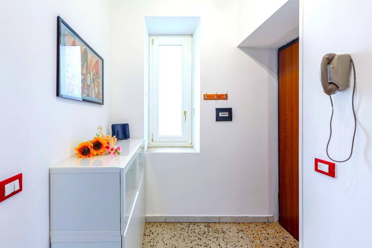 Hostly - Sant'Orsola Suite Apartment Rome Bagian luar foto